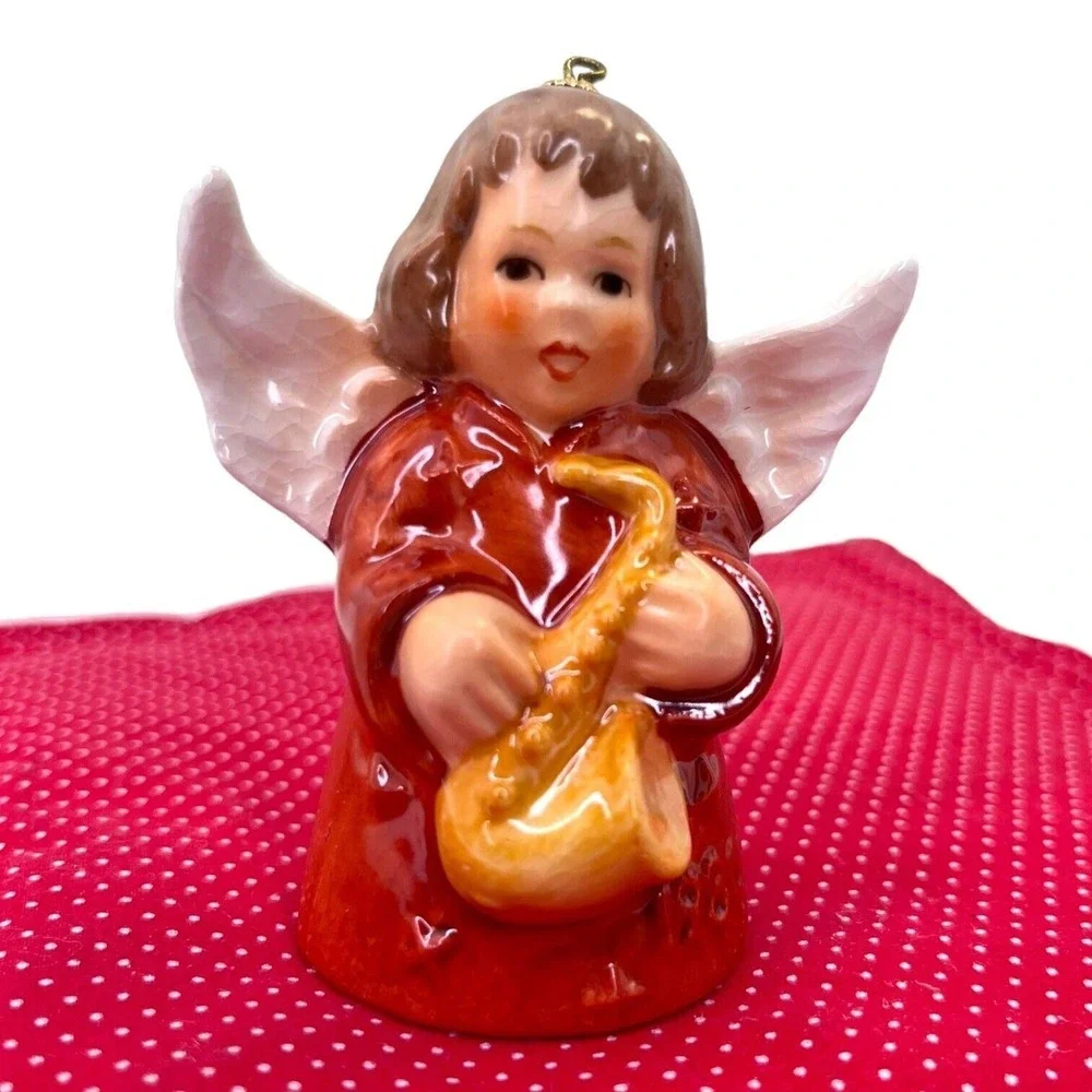1980 Goebel Angel‎ Bell Christmas Tree Ornament 5th Ed. Orange Holding Saxophone
